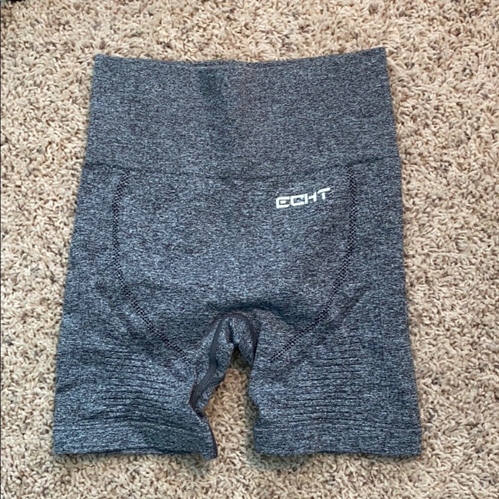 ECHT arise biker shorts